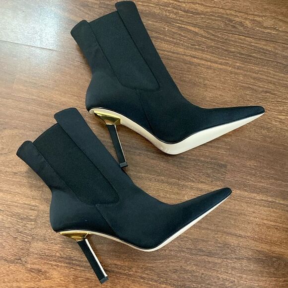 Good American Sleek Black Heeled Boots - Picture 4 of 8